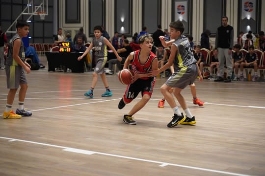 Forward Antalya basketbol takımının maç fotoğrafı